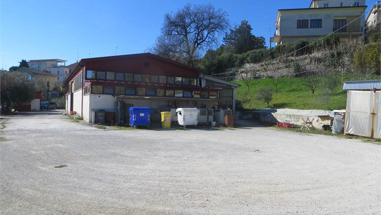 parcheggio e spazio di manovra