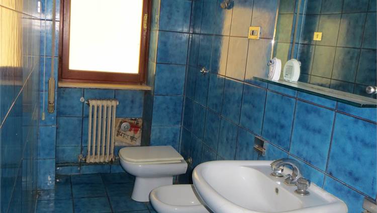 bagno con vasca