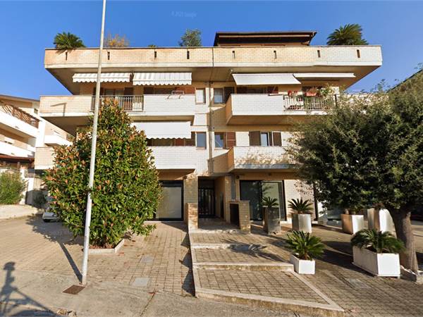 APPARTAMENTO P2 CON GARAGE A PORTO SANT'ELPIDIO