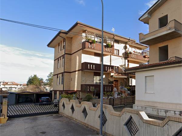 APPARTAMENTO P1 CON GARAGE E CANTINA A SANT'ELPIDIO A MARE