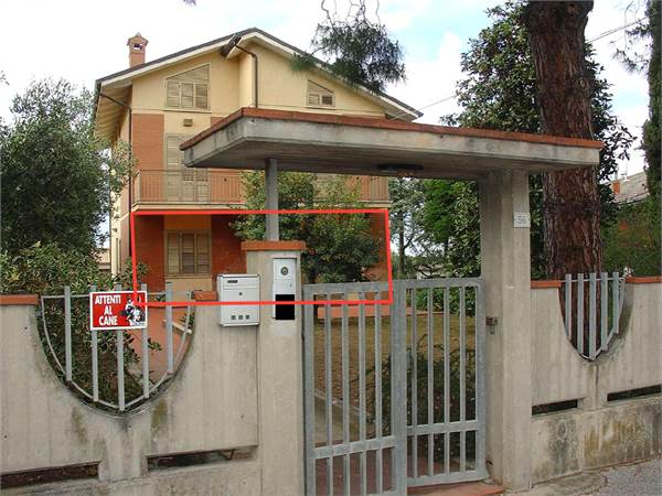 APPARTAMENTO 96 MQ PIANO TERRA CON CORTE COMUNE A PORTO SANT'ELPIDIO (FM)