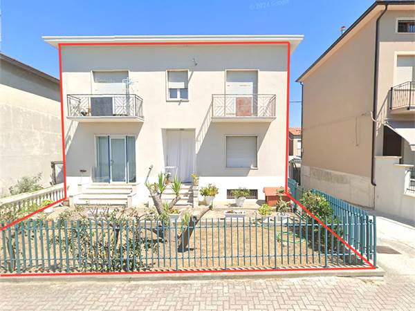 CASA CIELO -TERRA 304 MQ A PORTO SANT'ELPIDIO (FM) CON GARAGE E NEGOZIO