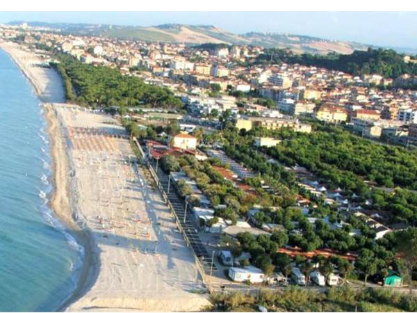 Appartamento diviso per due famiglie