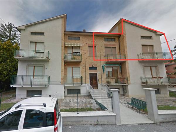 APPARTAMENTO 174 MQ A MACERATA CON SOFFITTA E CORTE ESCLUSIVA