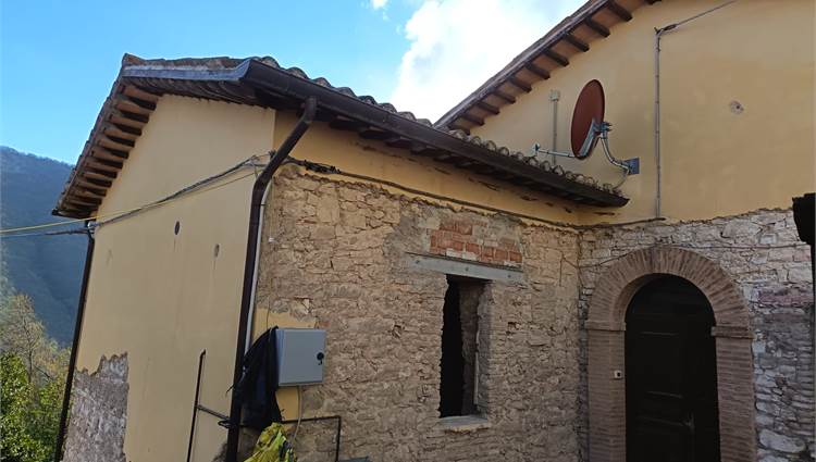in ristrutturazione