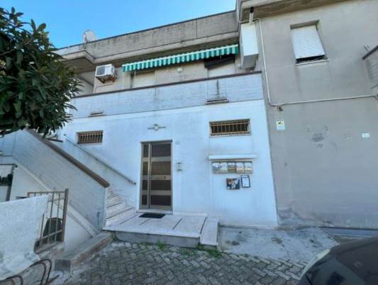 INGRESSO CONDOMINIALE