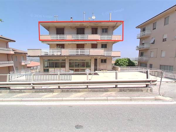 APPARTAMENTO 246 MQ COMMERCIALI MONTE SAN GIUSTO (MC) CON TERRAZZO PANORAMICO