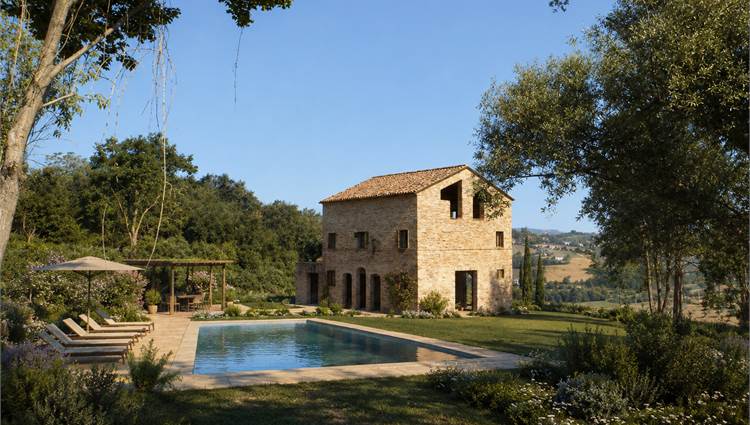 proiezioni con piscina ingresso