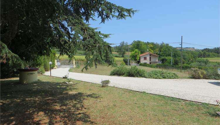 viale d'ingresso privato