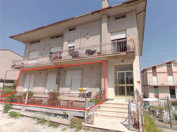 APPARTAMENTO AL PIANO TERRA 217 MQ A  SANT'ELPIDIO A MARE CON TERRAZZI E BALCONI